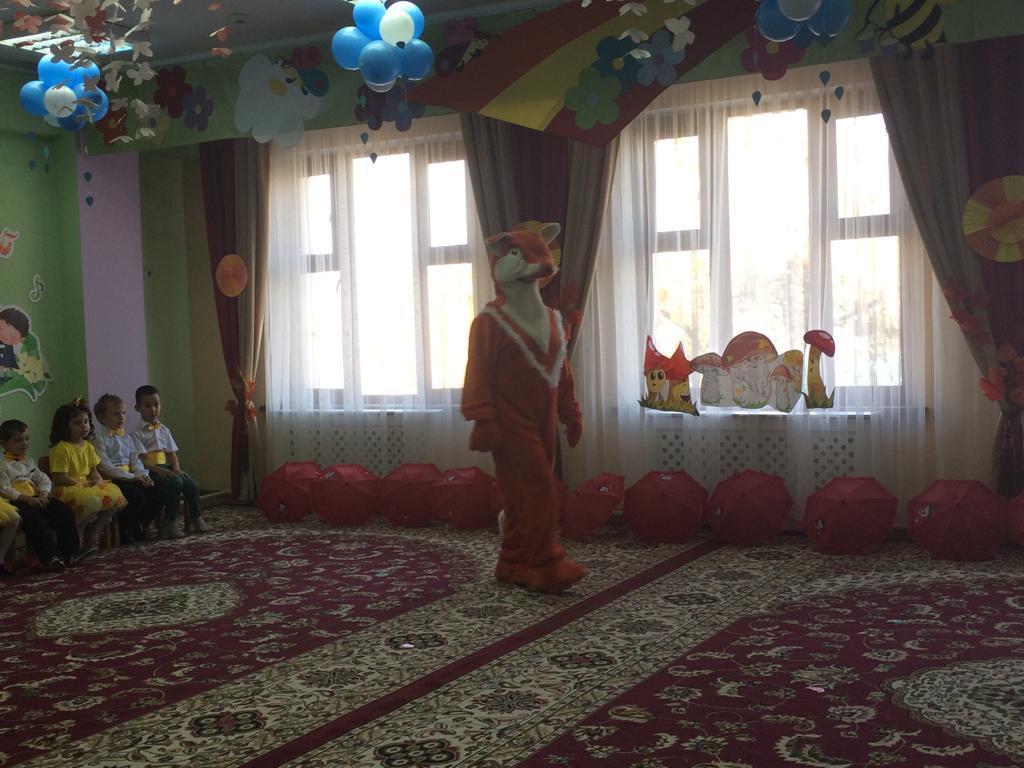 Утренник  "Как дети осень искали"  средняя группа "Ягодки"